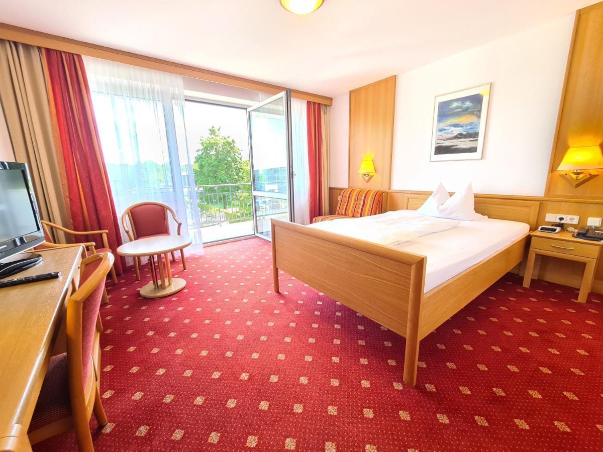 Thermenhotel Tannenhof - Ihr Wohlfuehl-Hotel Bad Fussing Bagian luar foto