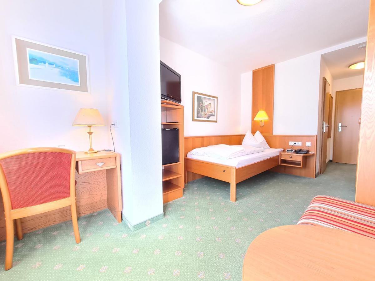 Thermenhotel Tannenhof - Ihr Wohlfuehl-Hotel Bad Fussing Bagian luar foto