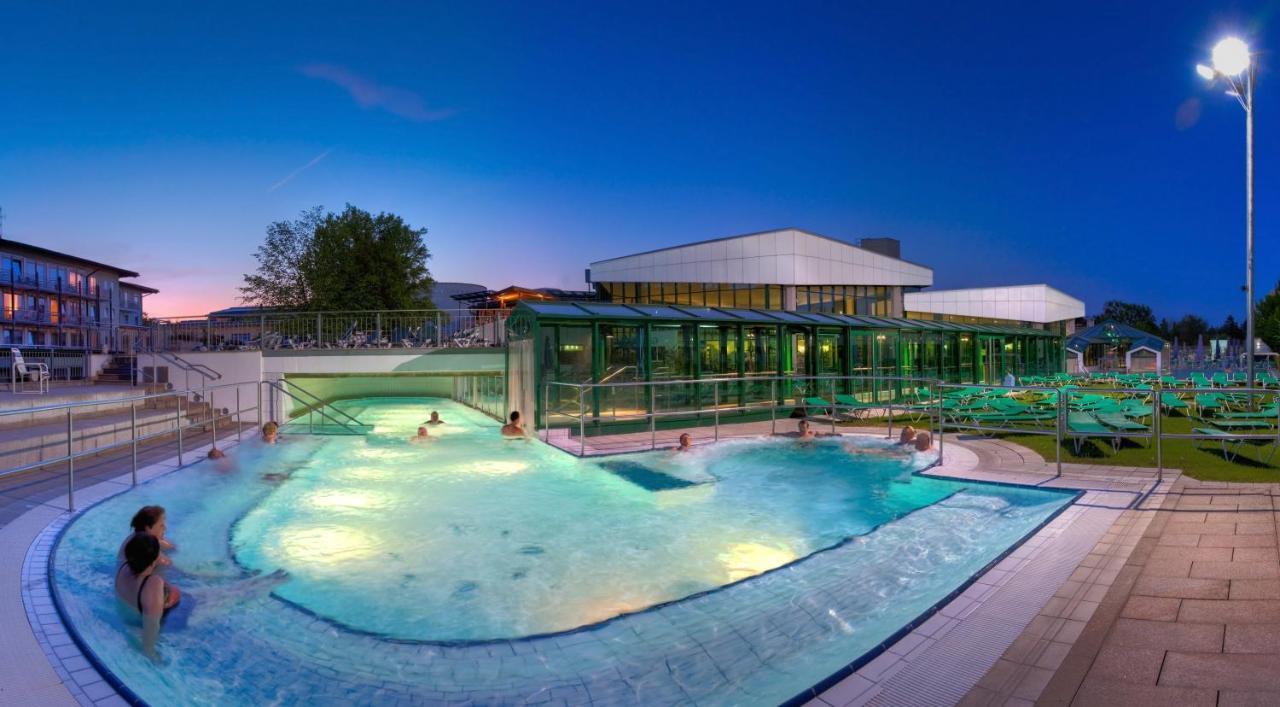 Thermenhotel Tannenhof - Ihr Wohlfuehl-Hotel Bad Fussing Bagian luar foto